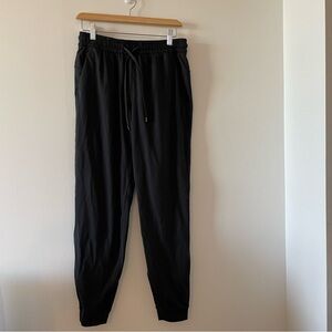 Lululemon Black Joggers Size 6 GUC